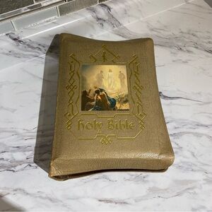 Vintage‎ Holy Bible Catholic illustrated